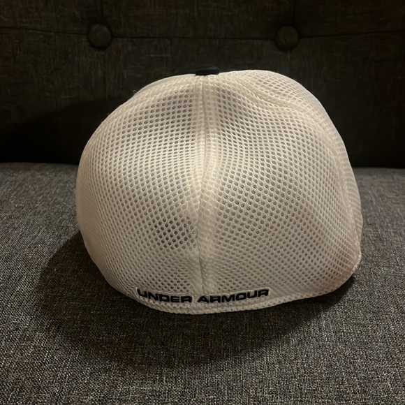 Black & White Under Armor Golf Hat - Picture 2 of 4